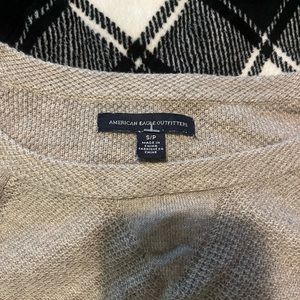 Super soft AE sweater!